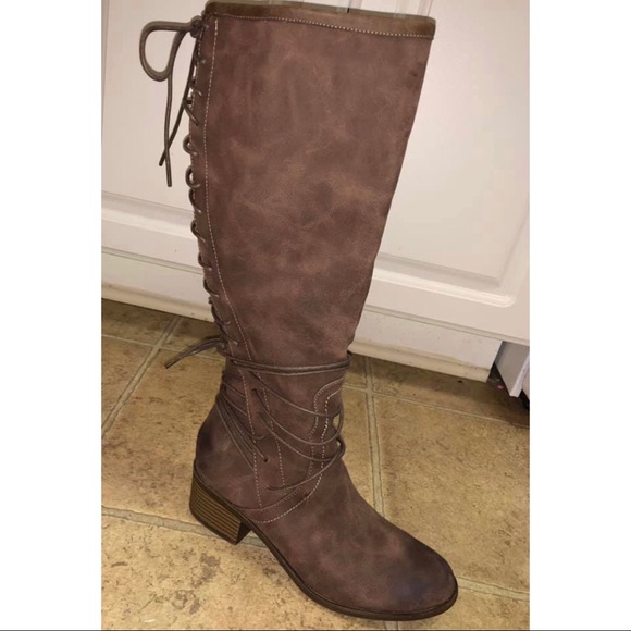 Lace Up Fall Riding Boots - Picture 3 of 7